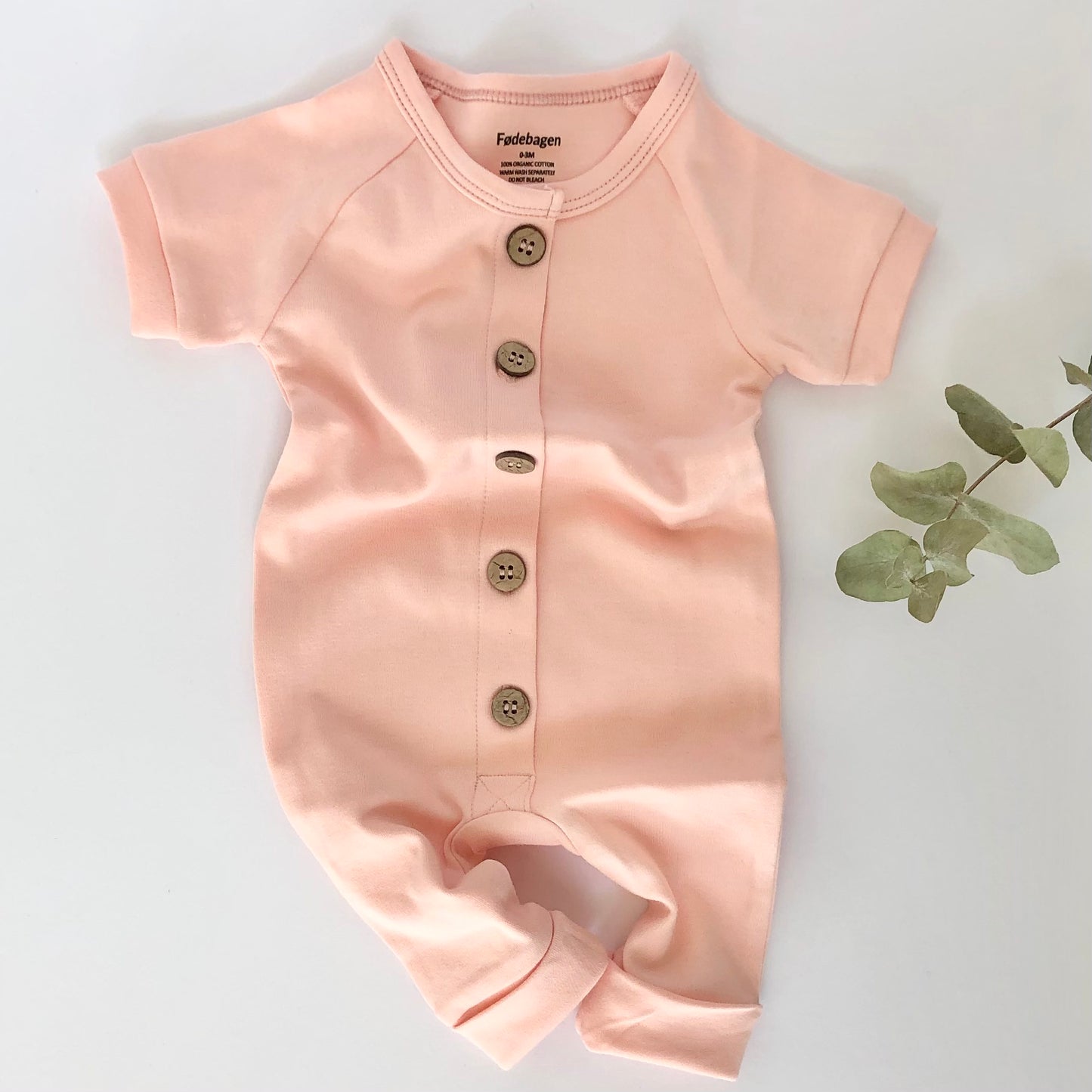 <transcy>Short-sleeved baby suit</transcy>